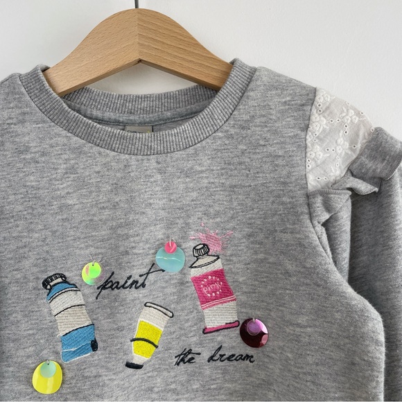 Girls Sweatshirt Size 3-4T Gray Long Sleeve Sweatshirt With Ruffle Sleeve - Picture 3 of 3